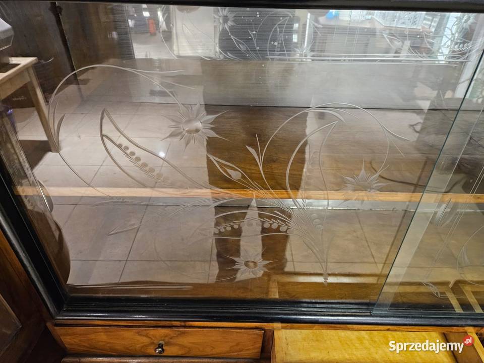 Piękny duży kredens stara komoda witryna z Kredensy i witryny