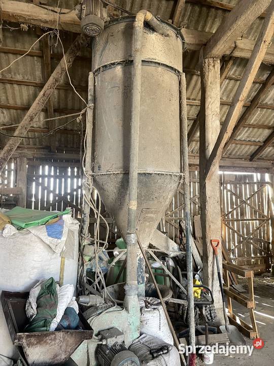 Śrutownik ssawnotłoczny 75kw z mieszalnikiem