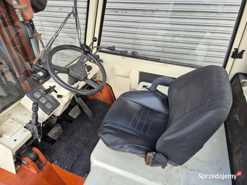 Nissan 4500 TRIPLEX kabina POZYCJONER niski Rybnik