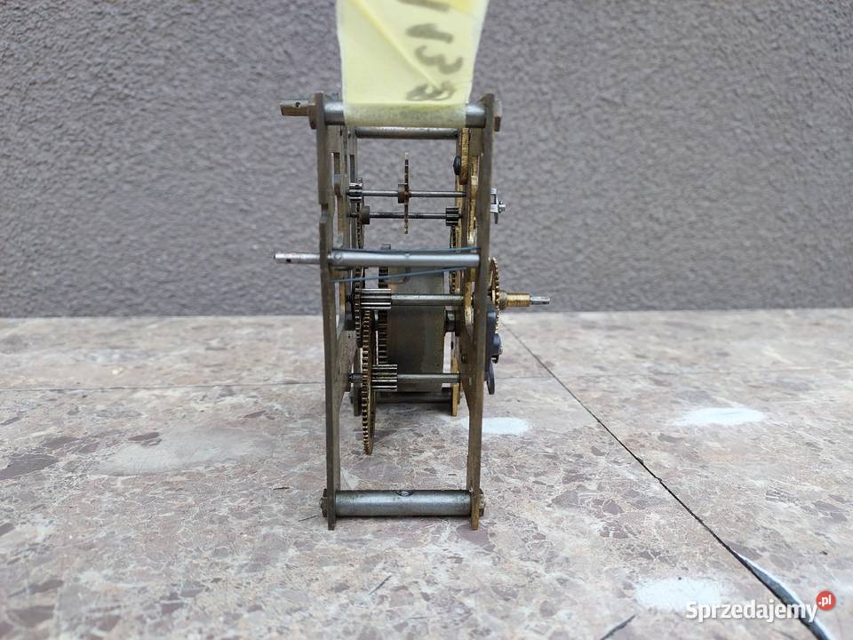 M138 Mechanizm starego zegara ściennego GB Tczew