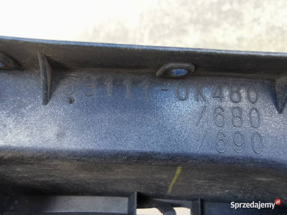 Grill atrapa chłodnicy toyota hilux 7 VII lift osobowe Atrapy Sieraków sprzedam