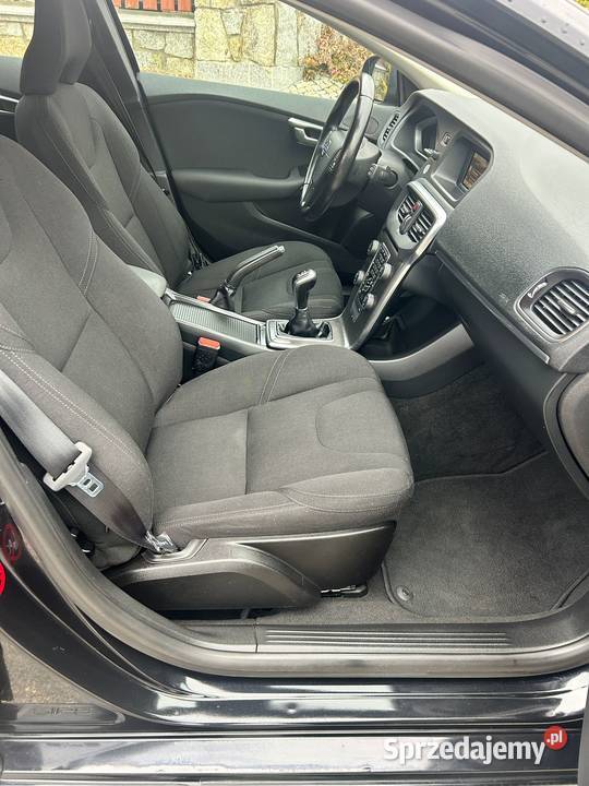 Volvo V40 16 Diesel MOMENTUM welurowa tapicerka Kielce