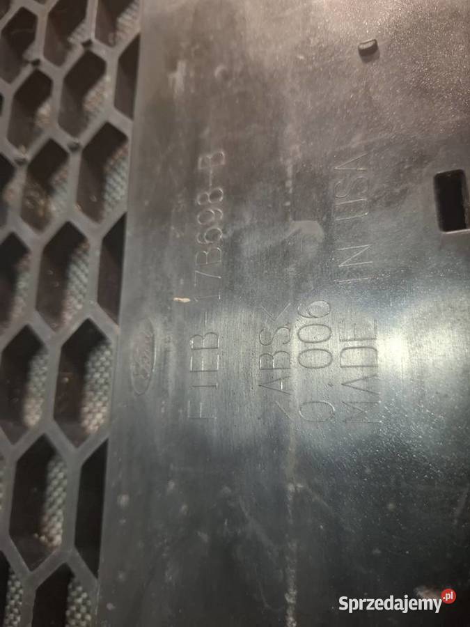 Atrapa chłodnicy grill przód Ford Focus ST MK3 małopolskie Zawada sprzedam