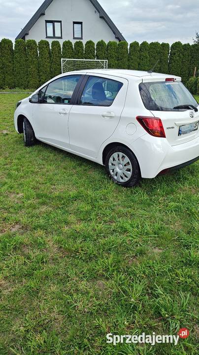 Toyota Yaris z LPG 69KM Rogów-Parcela