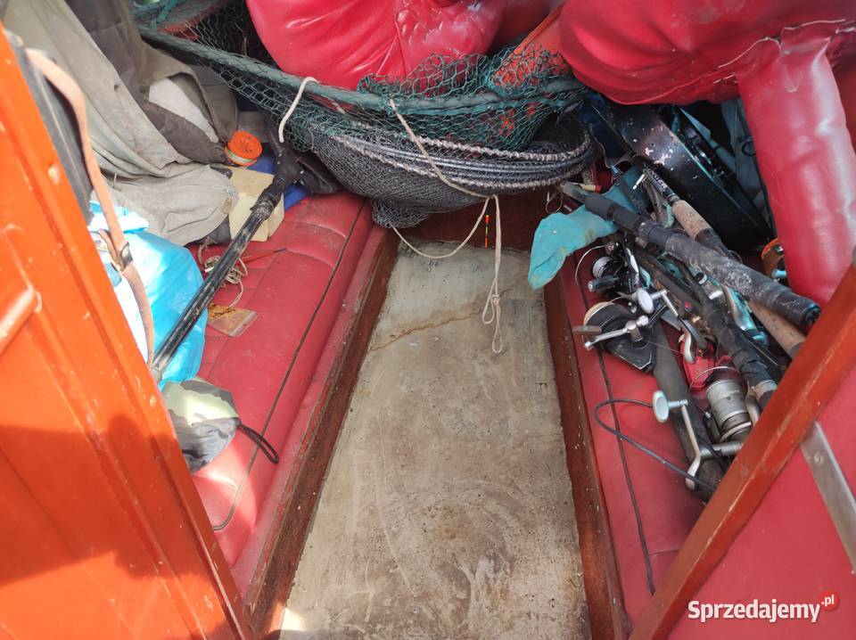 Łódź motorowa na zamówienie napęd strugowy V6 Opacz-Kolonia