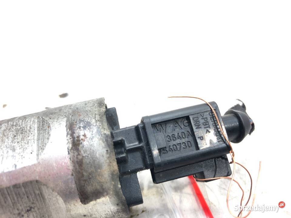 CZUJNIK CIŚNIENIA PALIWA SKODA RAPID 16 90