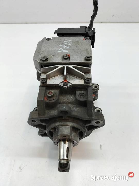 POMPA WTRYSKOWA 0470506037 059130106M 25 TDI sprzedam