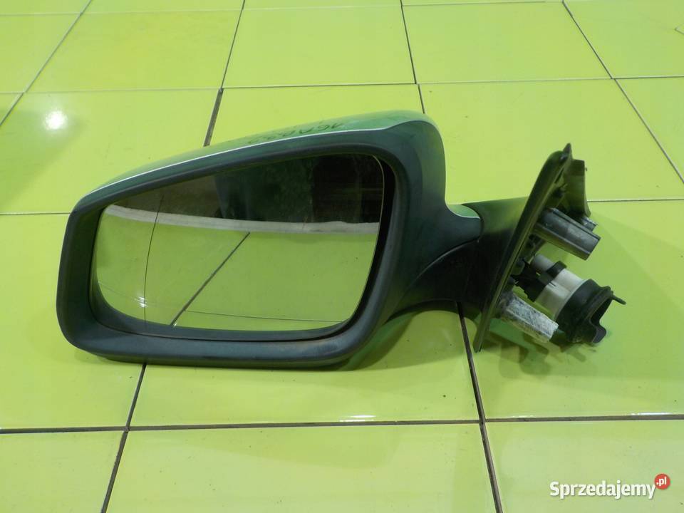 BMW 5 F10 20 D 11r SEDAN 4D lusterko lewe