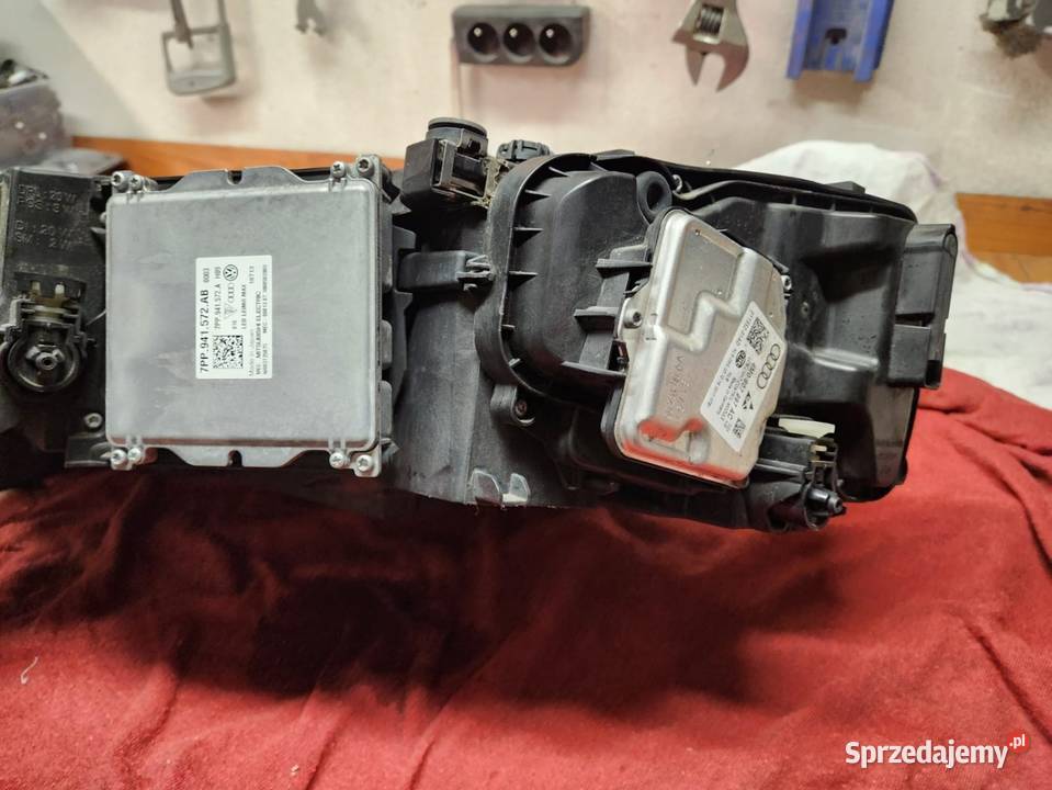 Lampa prawa Audi Q7 Łódź sprzedam