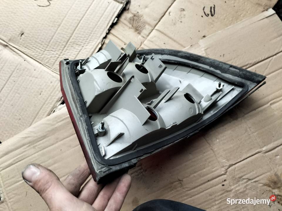 LAMPA TYLNA LEWA OPEL VECTRA B LEWA sprzedam
