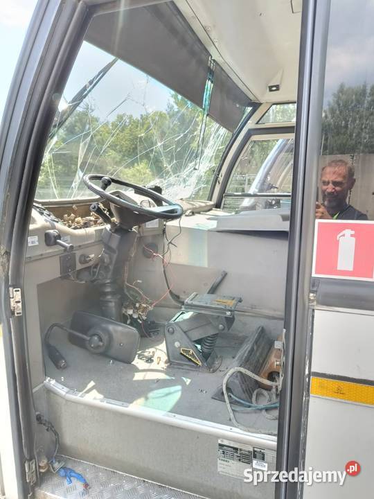 Autobus lotniskowy Cobus 0122 Kraków