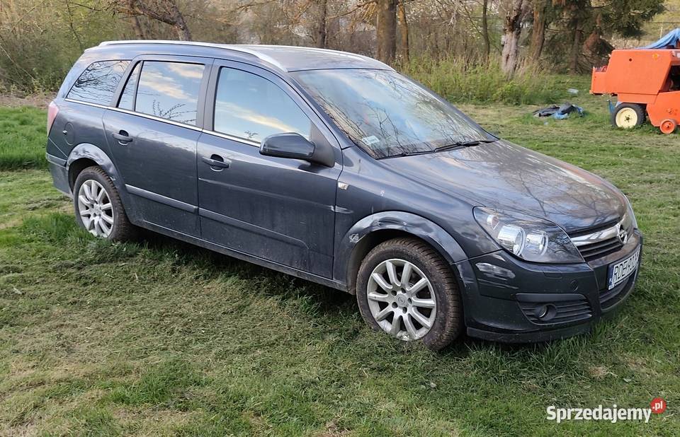 Opel Astra H 16 Benzyna 4/5 Dęborzyn