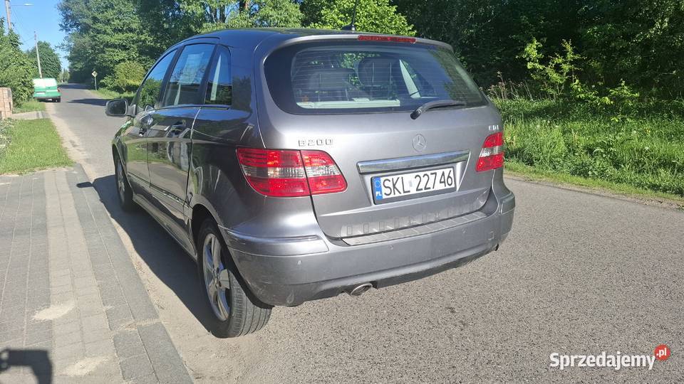 Super stan Właściciel 8 lat Mały przebieg Rok produkcji 2010 sprzedam