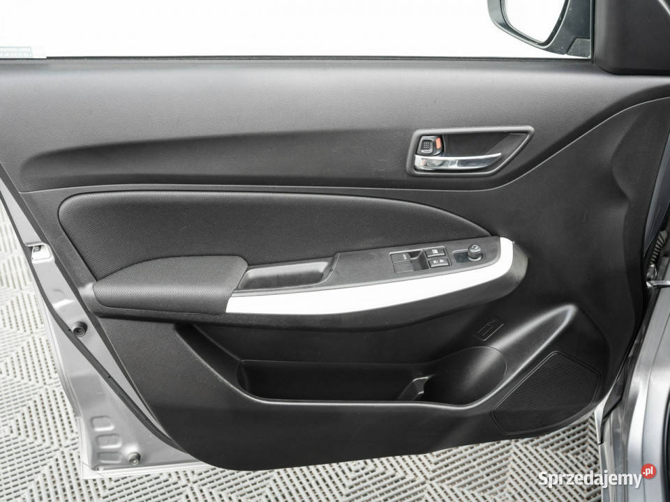 Suzuki Swift WD8910P12 Dualjet SHVS Premium immobilizer Swift Pępowo