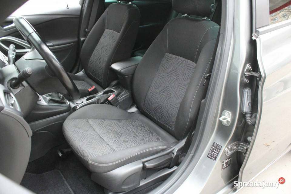 Opel Astra ACTIVEOrglakierBogate wyposazenieMaly VAT marża Astra Gliwice sprzedam