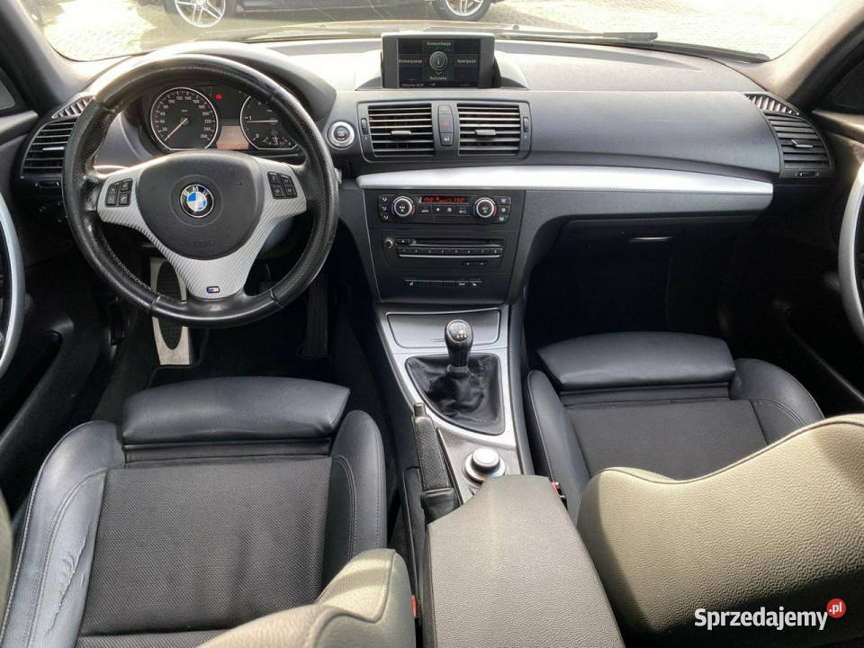 BMW 120 manual navi podgrz fot sporty półskóra nieuszkodzony