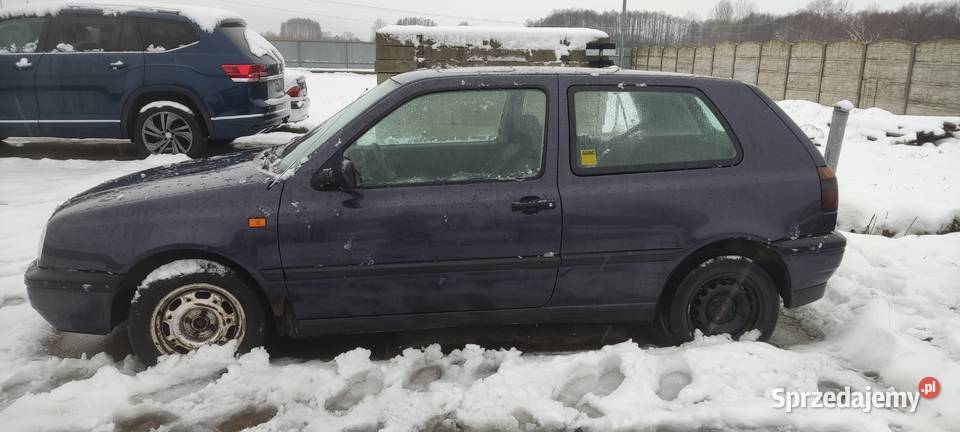 Volkswagen Golf III 16 Benzyna Golf Dąbrowa Białostocka