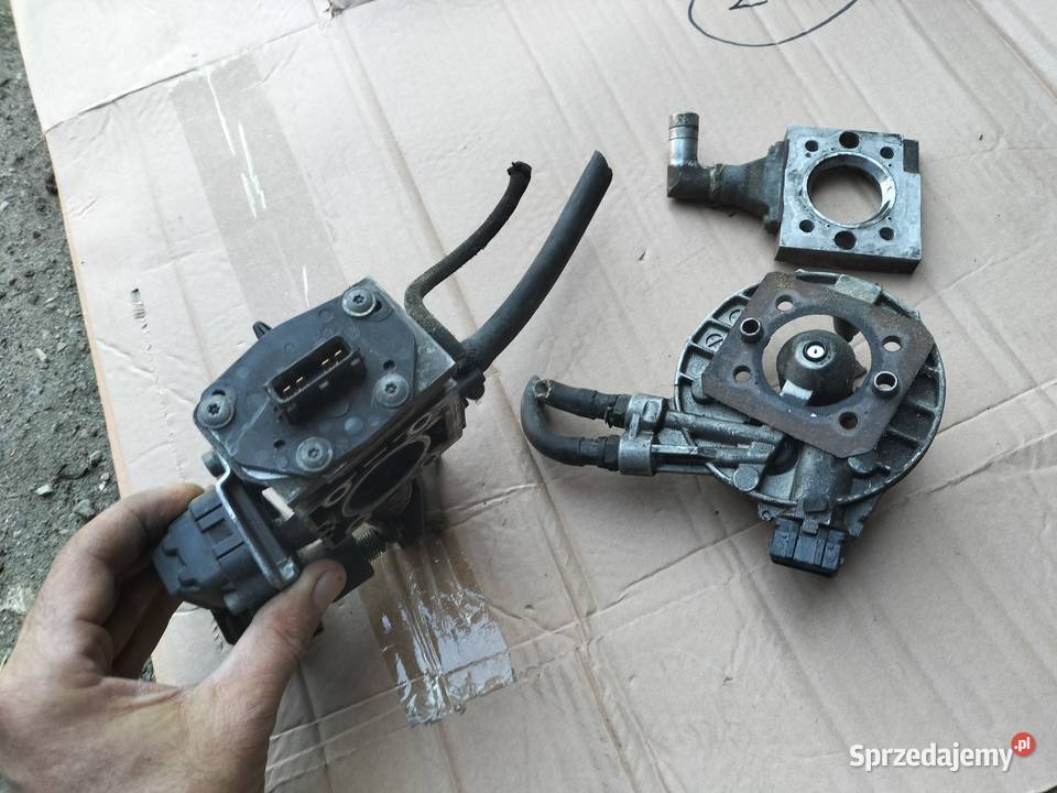 MONOWTRYSK PRZEPUSTNICA AUDI B3 B4 VW GOLF 3 16 Kamień-Kolonia