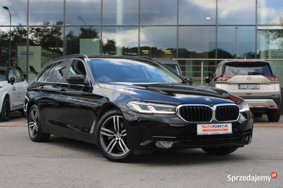 BMW SERIA 5 2023r Lasery Ambienty Podgrz Fot 77695km Kraków