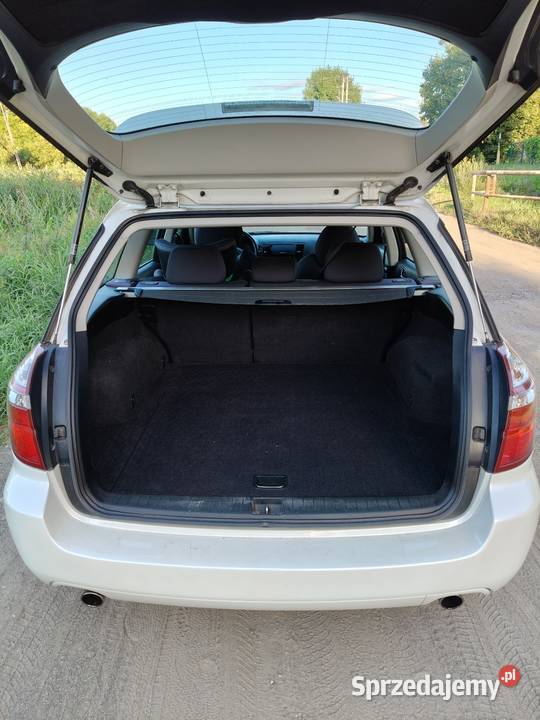 Subaru Legacy 4 20 benzyna 2009 uszkodzony aluminiowe felgi