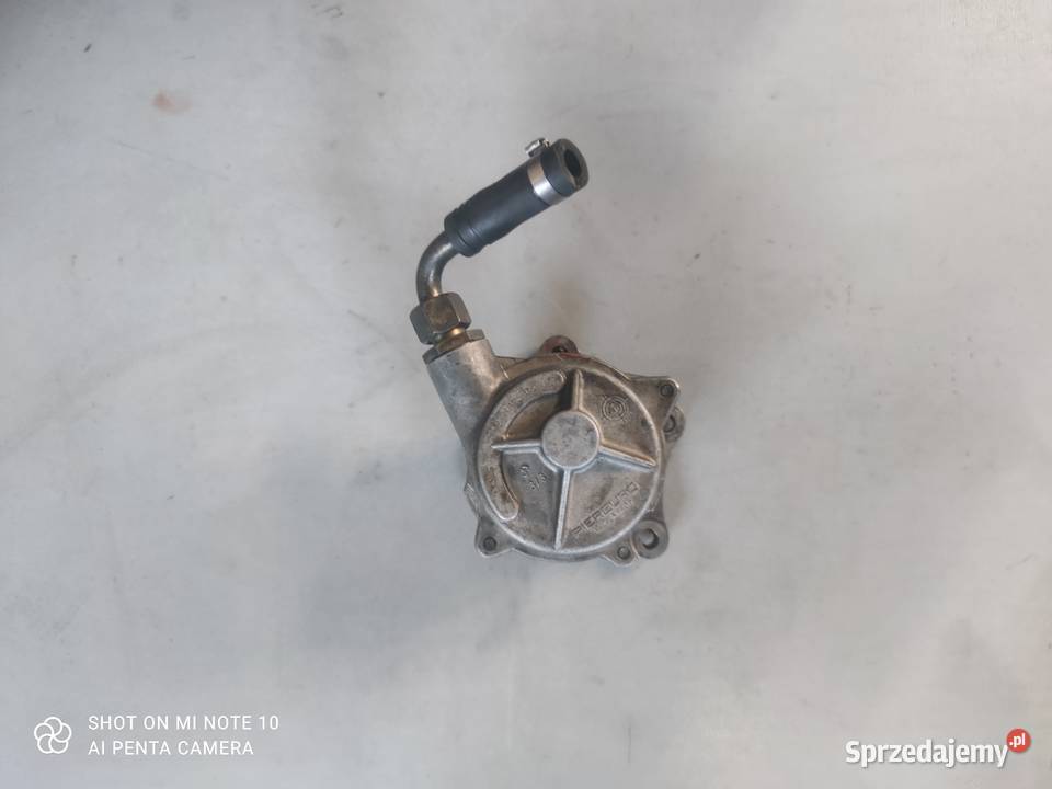 Pompa Vacum Renault 19D 72117205 Suchedniów sprzedam