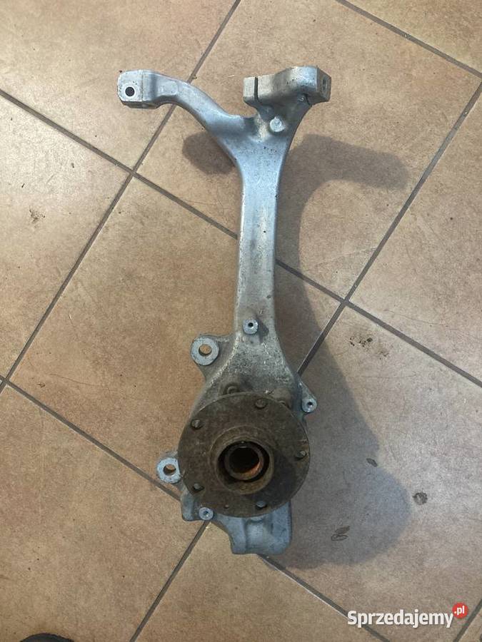 AUDI A6 C6 ZWROTNICA PRAWA PRZÓD 4F0407242E Pozostałe Rakoniewice