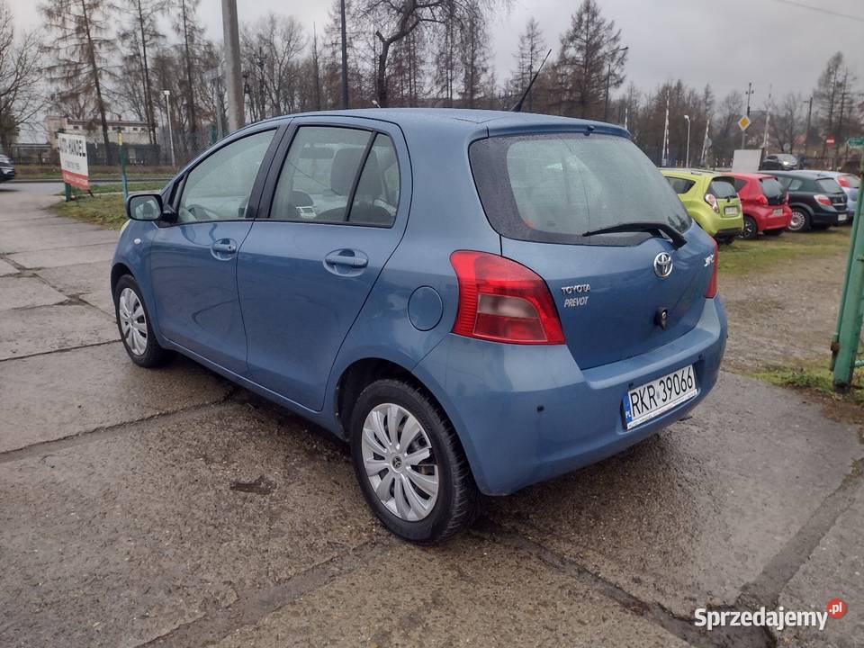 Toyota Yaris II 10 Benzyna 2007 centralny zamek Jasło