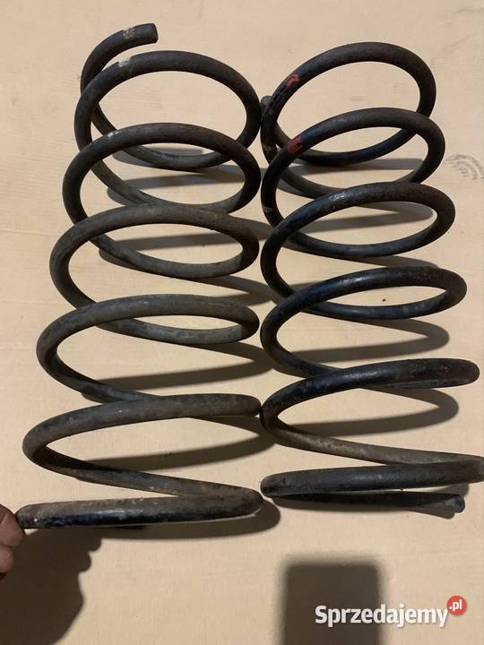 Sprężyny amortyzatora przód BMW e23 Mszana