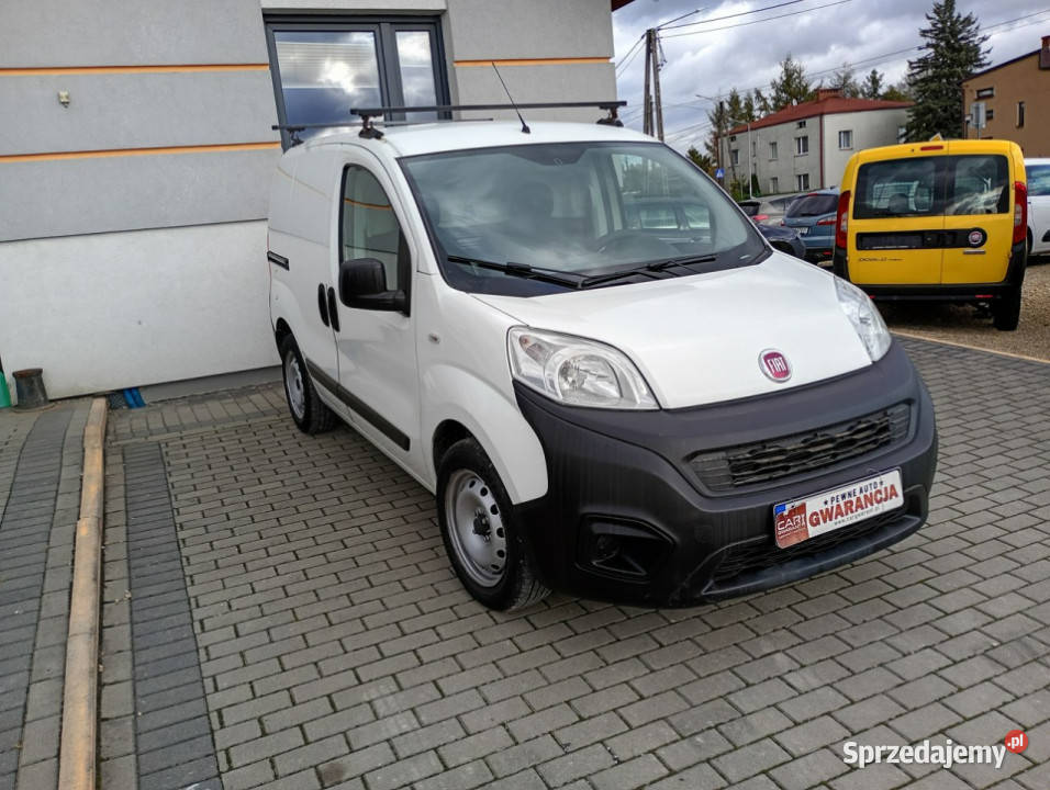 Fiat Fiorino boczne drzwiklimakrajówka LPG furgon Chełm Śląski