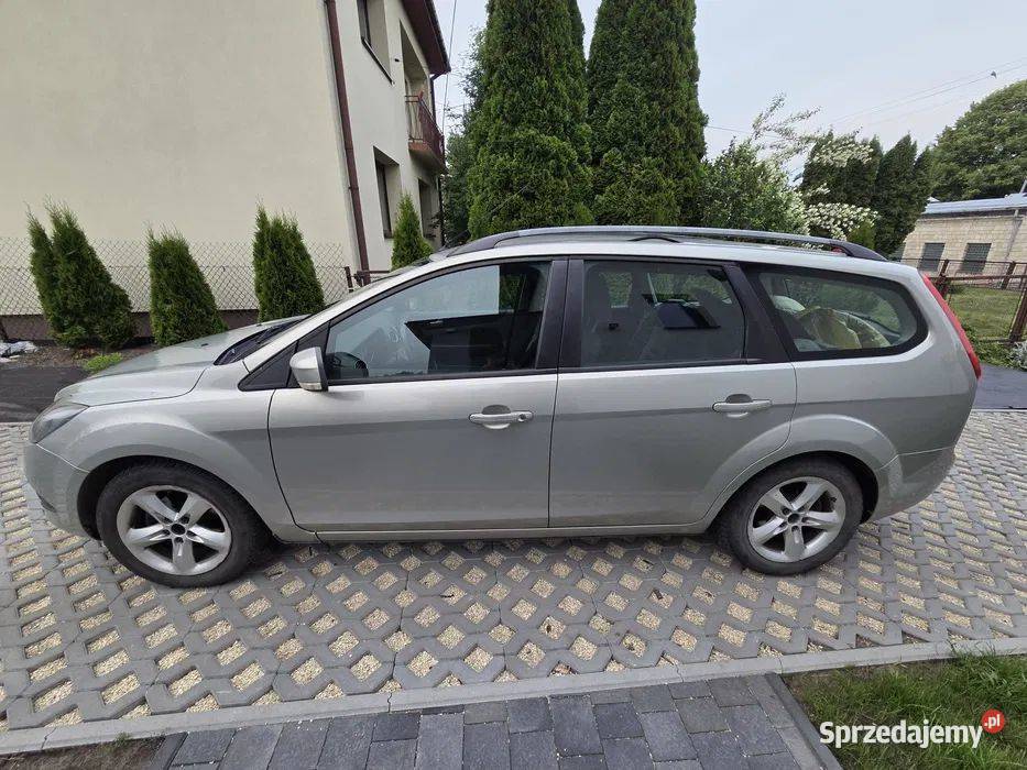 Ford Focus Lift 16 115 benzyna 2009r Climatronic Działoszyce