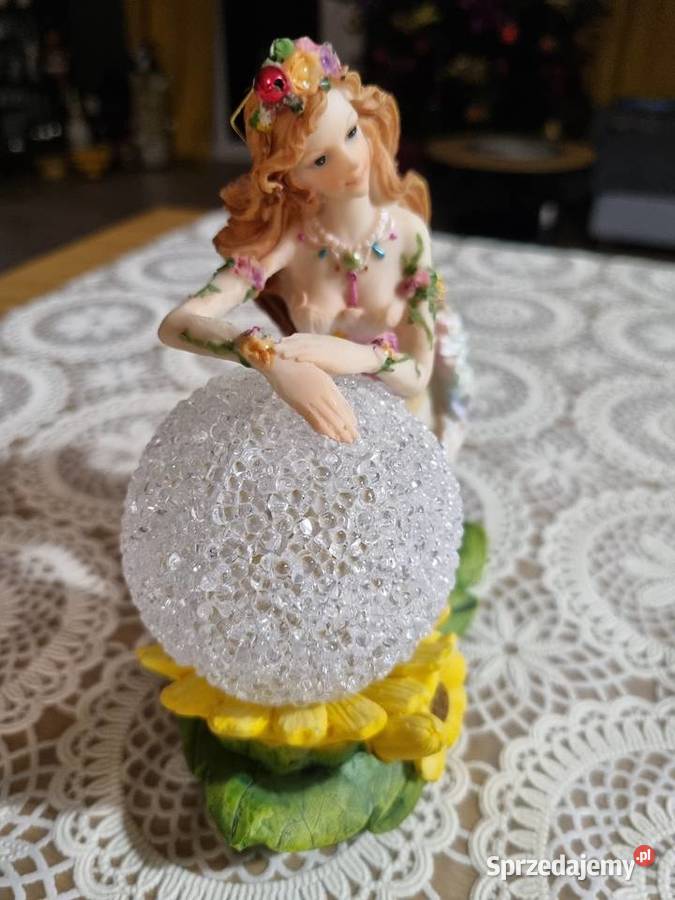 Figurka ceramiczna lampka wróżka wielkopolskie Wola Podłężna