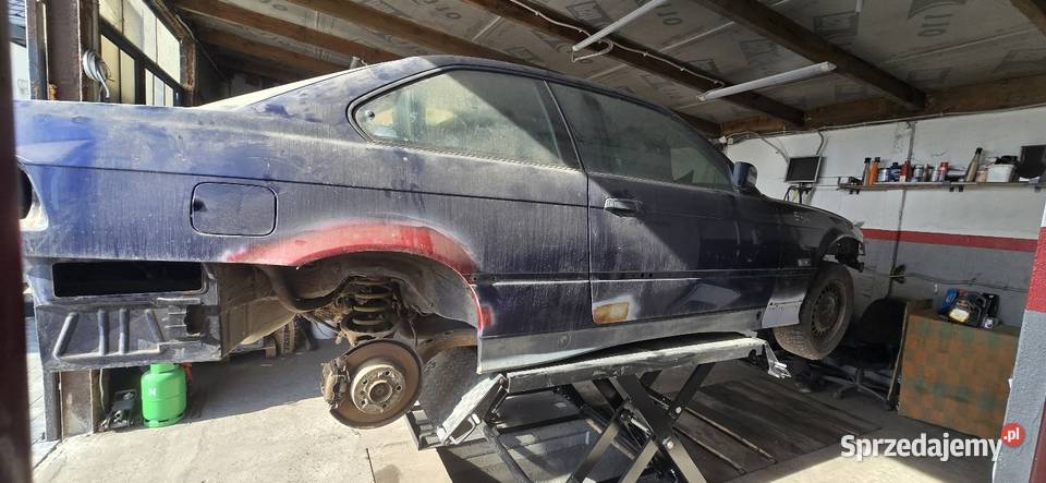 Bmw e36 coupe 18is z vin karoseria z dokumentami Słupca