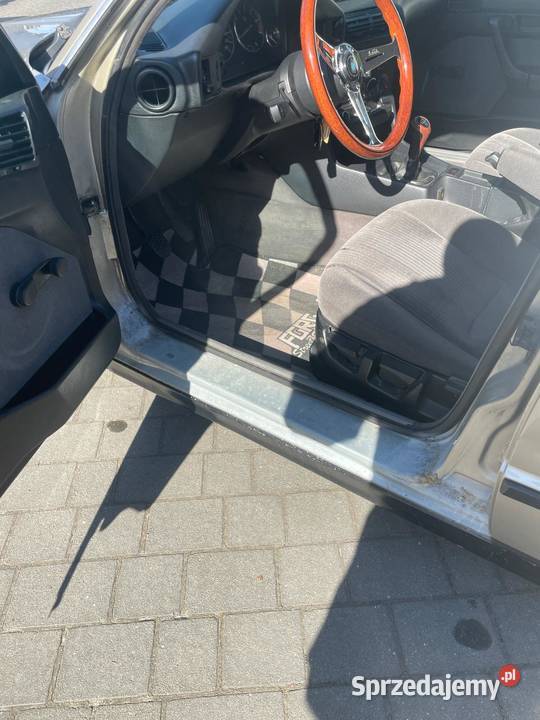 BMW E34 20 1988 Pieczyska