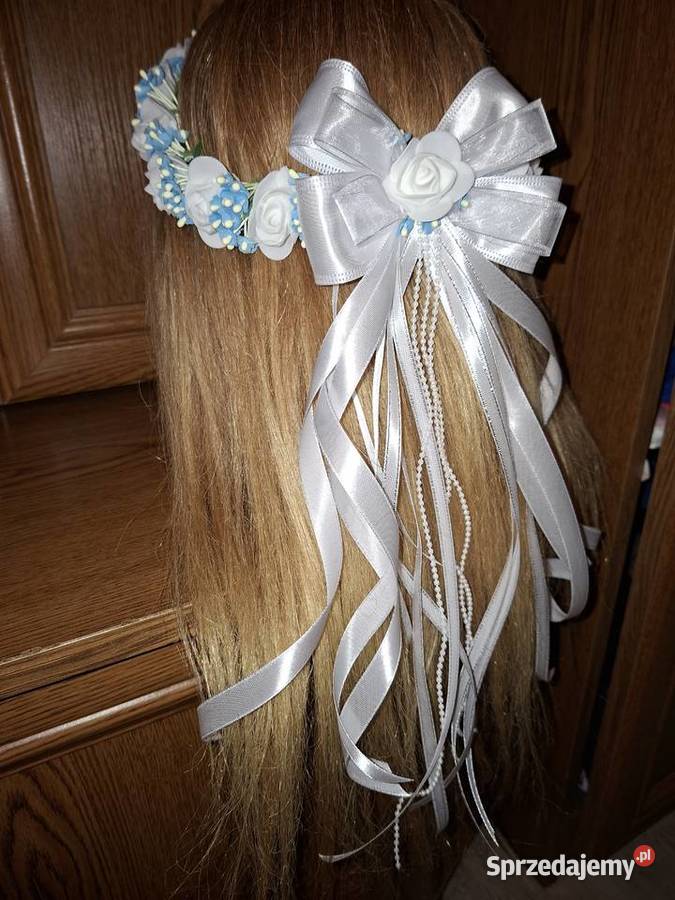 Wianek komunijny biało niebieski z Borów