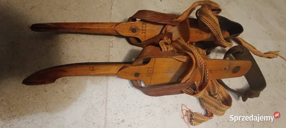 Stare drewniane łyżwy muzealne Nysa