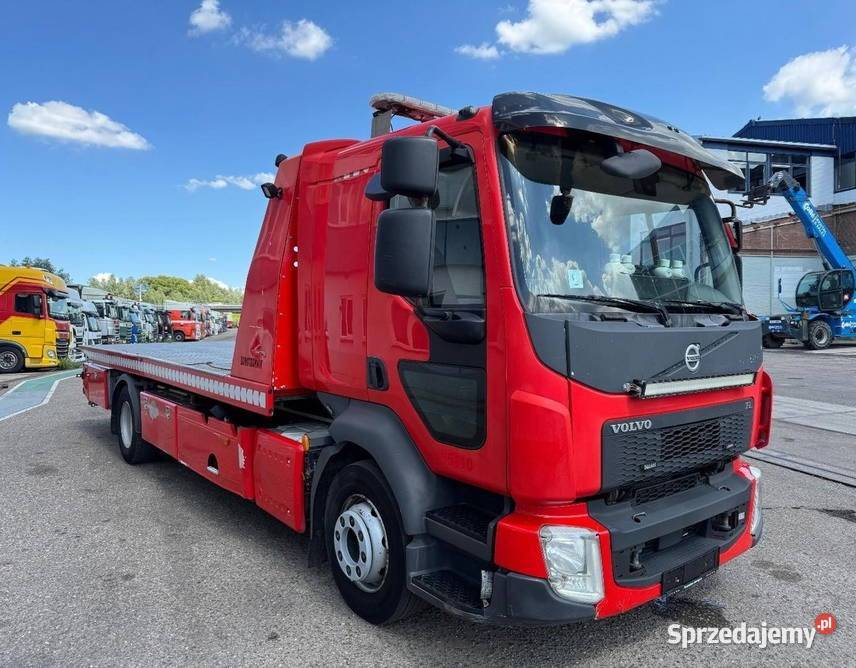 Auto laweta holownik plyta Zsuwana Oklar Volvo Autolawety Warszawa