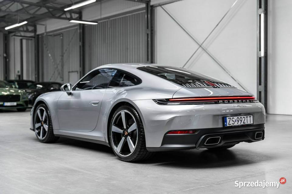 Porsche 911 Carrera 394 Nowy model Sport Chrono ASR (kontrola trakcji) Węgrzce sprzedam