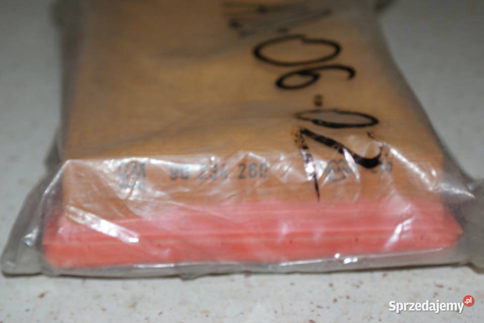 Filtr powietrza OPEL CORSA A 16 05880393 sprzedam