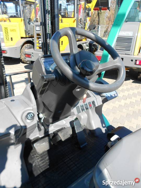 Wózek widłowy czołowy Mitsubishi FG25N 2012 LPG Wrocław