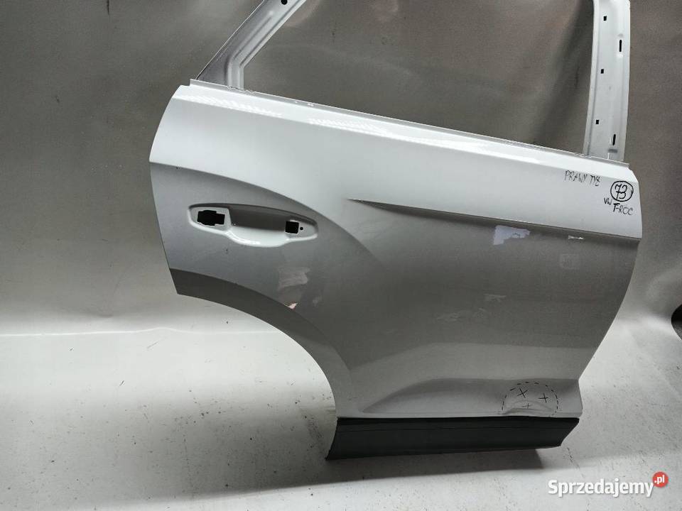 DRZWI TYŁ TYLNE PRAWE VW TROC 2GA833312L