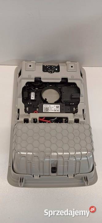 SKODA KAROQ LAMPKA PODSUFITKI 5E0867489B