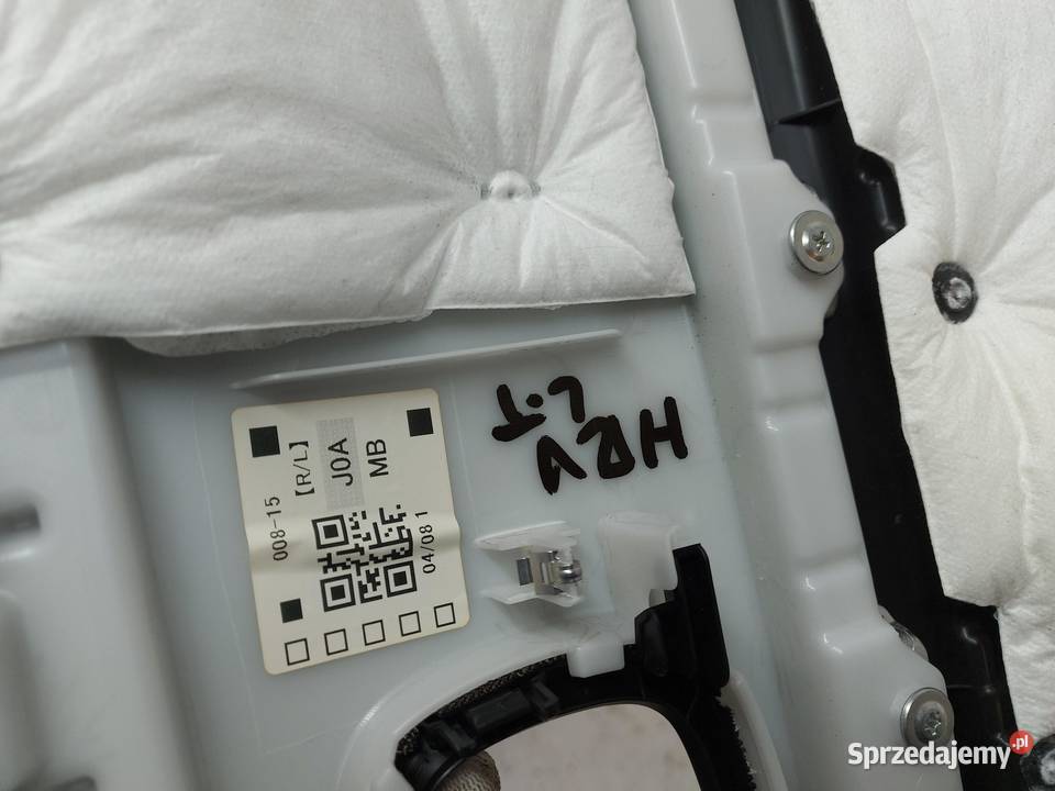 Honda HRV III eHEV 2022r TAPICERKA BOCZEK DRZWI