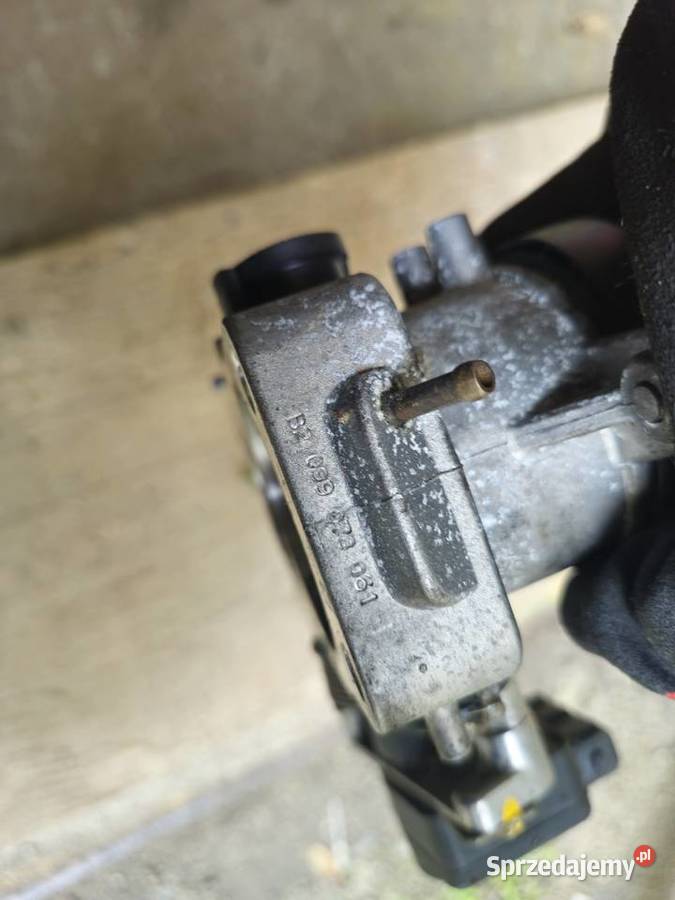 Przepustnica audi 28 v6 aah Legnica