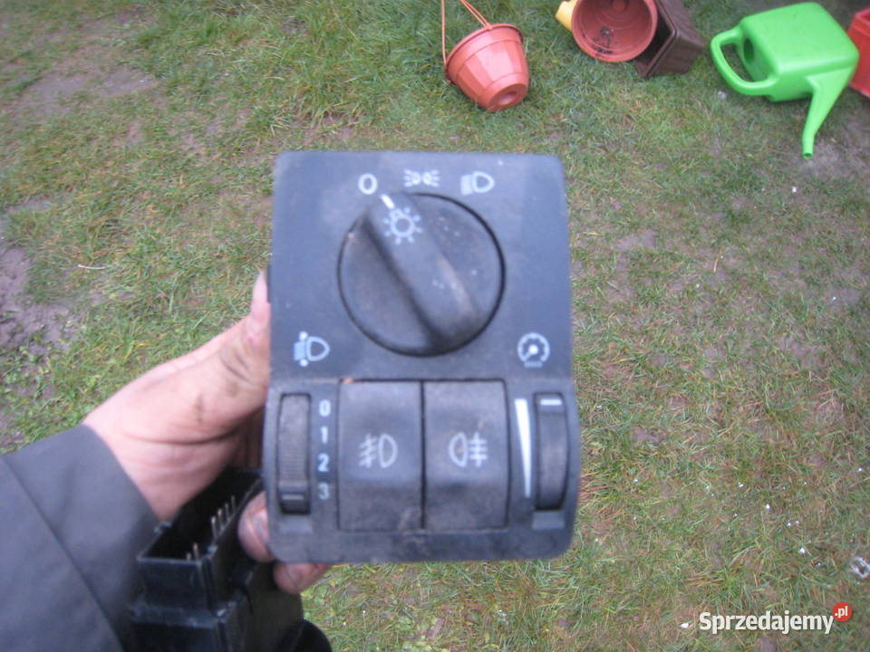 Włącznik przełącznik świateł Opel Astra G II osobowe Kraków sprzedam