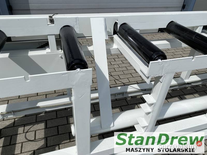 Stół rolkowy z napędem odbiorczy ze zrzutem 13 Mojusz