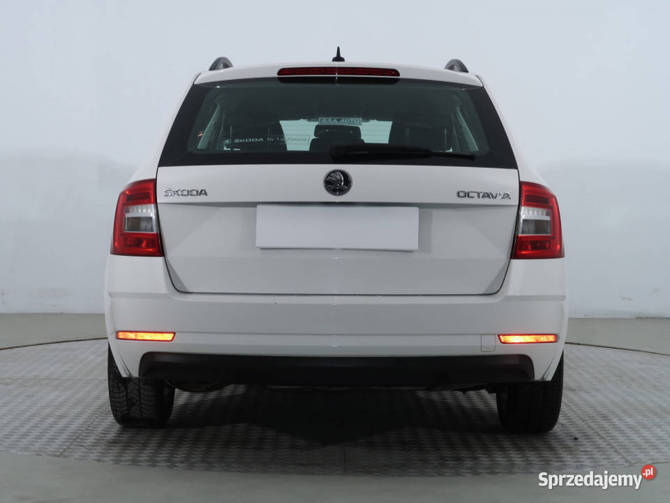 Skoda Octavia 15 TSI relingi dachowe Octavia