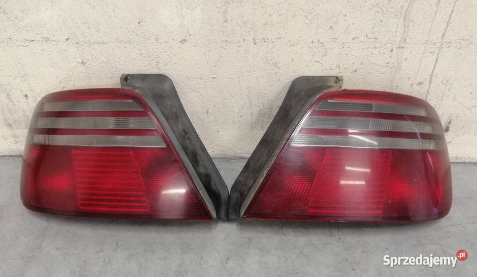 Honda Accord VI Type R Atr lampy tylne Rok produkcji 2001