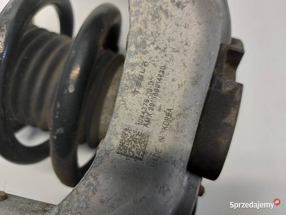 TESLA MODEL 3 Amortyzator przód prawy 4x4 osobowe sprzedam