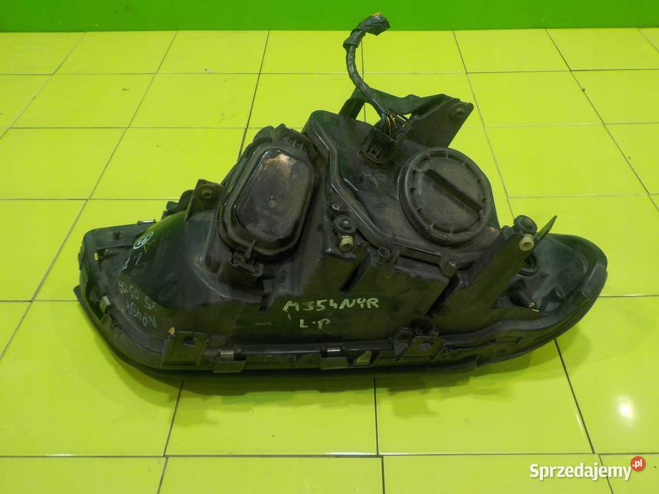 BMW X5 E53 LIFT 30 D 04r 5D lampa lewa przod Lampy przednie Suków
