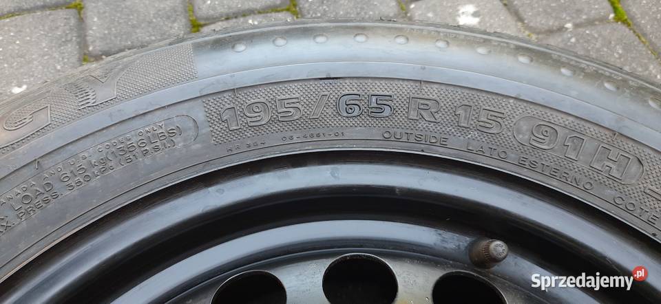 Koło zapasowe Opla Vecta B firmy MICHELIN Samochodowe Raciborowice